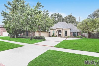 18228 Lake Harbor Ln, House other with 4 bedrooms, 3 bathrooms and null parking in Prairieville LA | Image 1