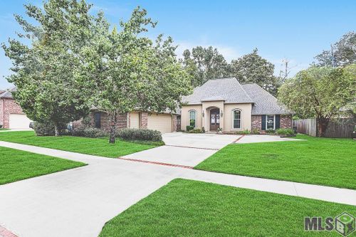 18228 Lake Harbor Ln, Prairieville, LA, 70769 | Card Image