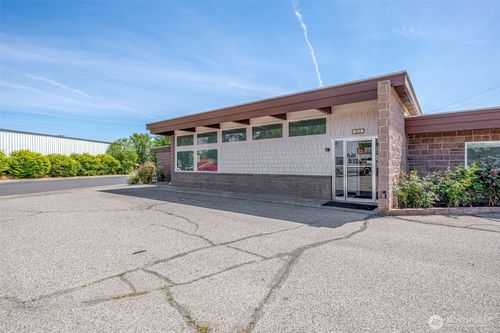 212 G St Se, Quincy, WA, 98848-1556 | Card Image