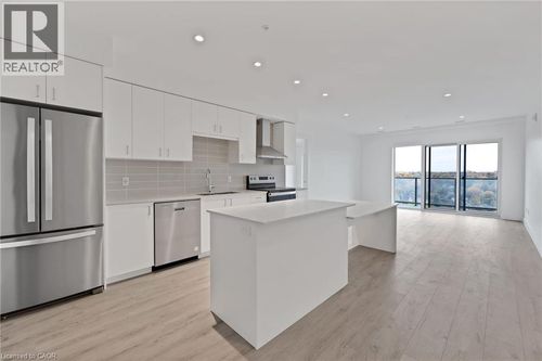 1904-15 Glebe St, Cambridge, ON, N1S0C3 | Card Image