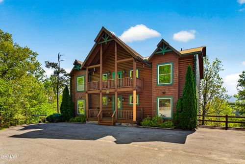 1932 Thistle Thorn Trl, Sevierville, TN, 37876 | Card Image