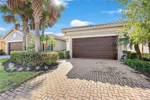 13371 Silktail Dr, NAPLES, FL, 34109 | Card Image