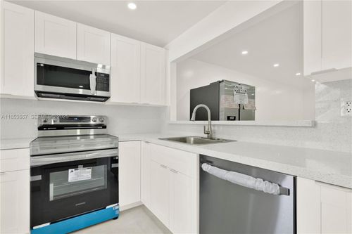 m107-8320 Sands Point Blvd, Tamarac, FL, 33321-3818 | Card Image