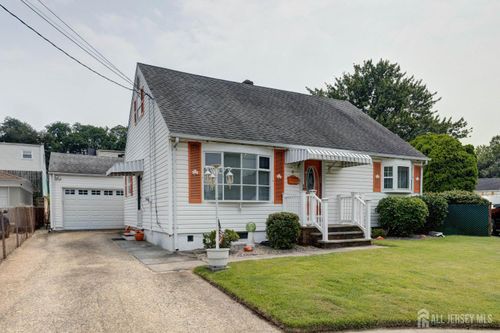 4 Jasko Ct, South Amboy, NJ, 08879-1317 | Card Image
