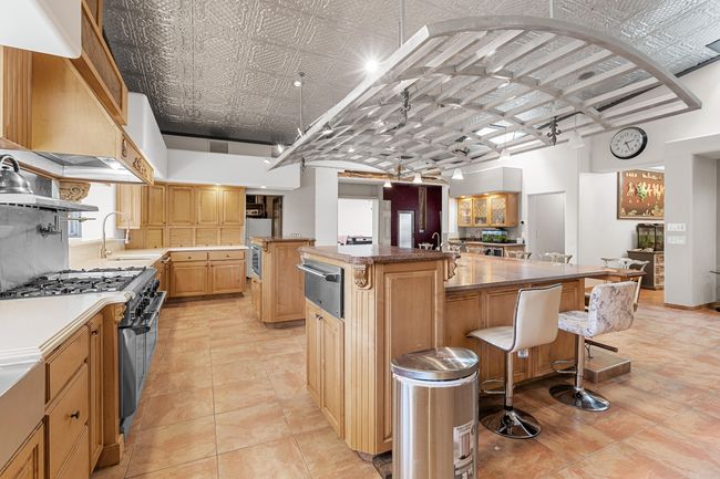 Kitchen | Image 18