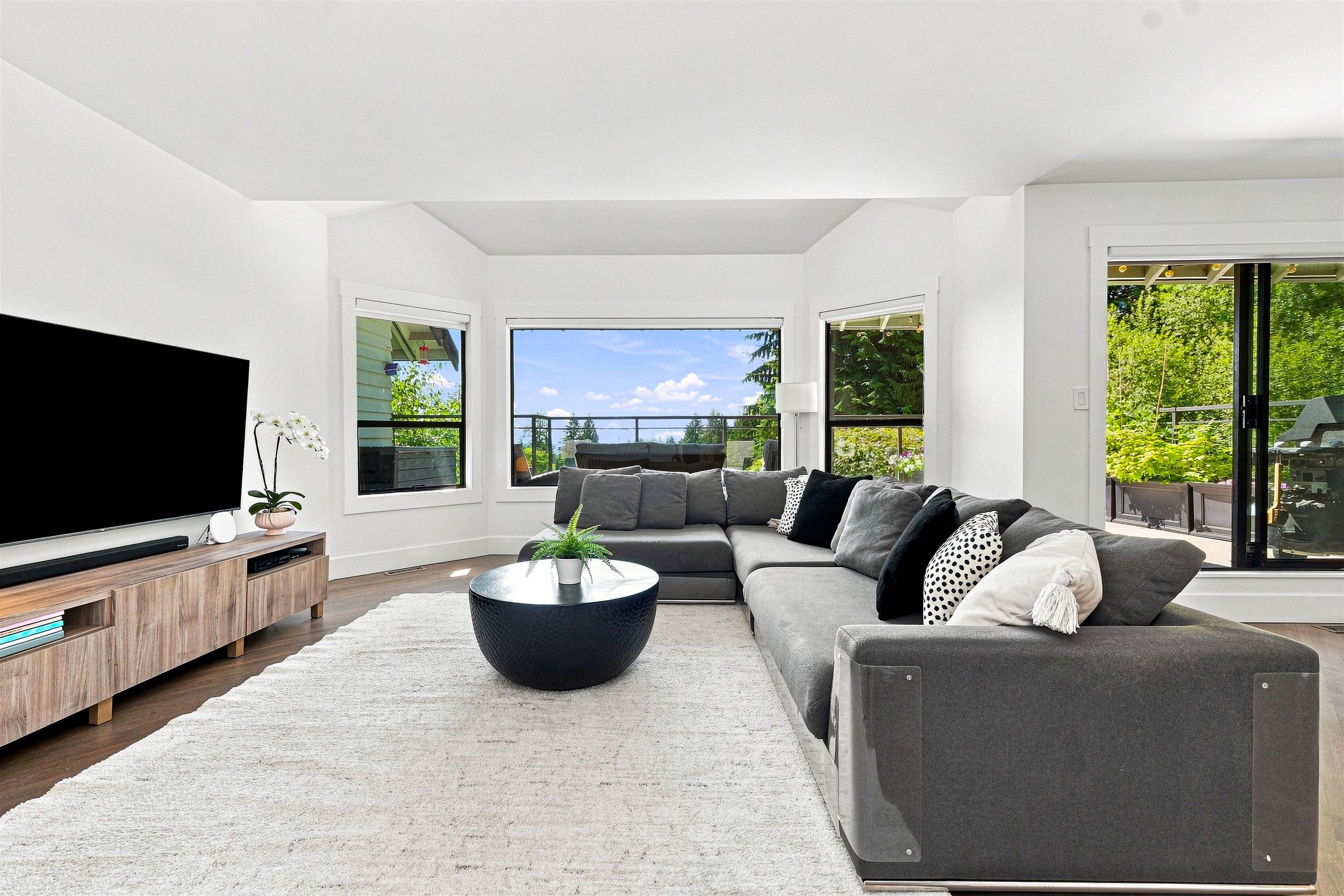 Residential in North Vancouver 3