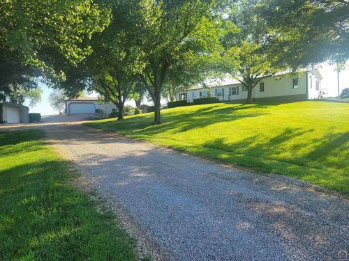11697 54th St, Perry, KS, 66073-4355 | Card Image