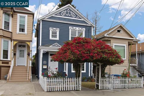 1613 Stanton St, Alameda, CA, 94501-2415 | Card Image