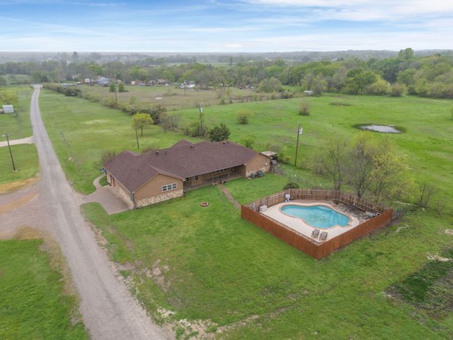 Bird's eye view with a rural view | Image 39