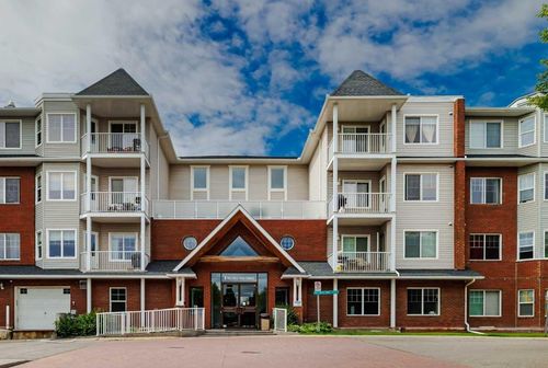 220-8 Prestwick Pond Terr Se, Calgary, AB, T2Z4P3 | Card Image