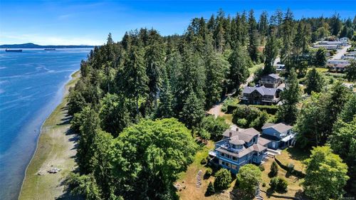 1231 Sutherland Dr, Cowichan Bay, BC, V0R1N2 | Card Image