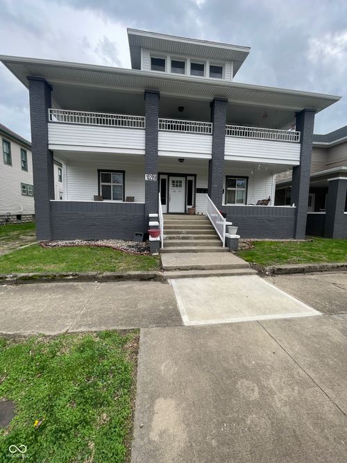 apt-7-129 Hendricks St, Shelbyville, IN, 46176-2052 | Card Image