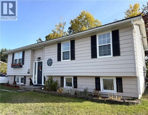 25 Prince William St, St. George, NB, E5C3L7 | Card Image