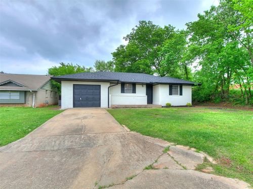 705 N 1st St, Tecumseh, OK, 74873-1409 | Card Image