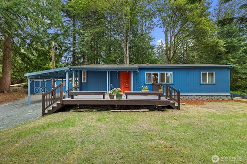 1828 Lake Dr, Camano Island, WA, 98282-7607 | Card Image