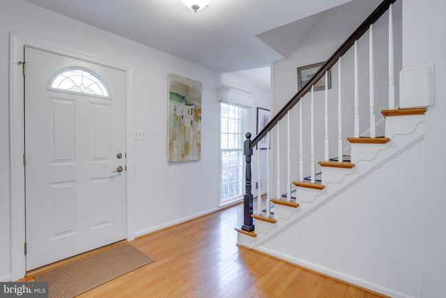 8801 Aquary Ct, House other with 5 bedrooms, 4 bathrooms and null parking in SPRINGFIELD VA | Image 15