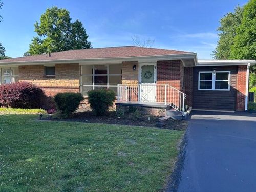 111 Passons Rd, Chattanooga, TN, 37415-1819 | Card Image