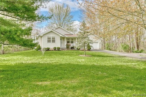 9 Gilmore Road, Clarkson, NY, 14420 | Card Image