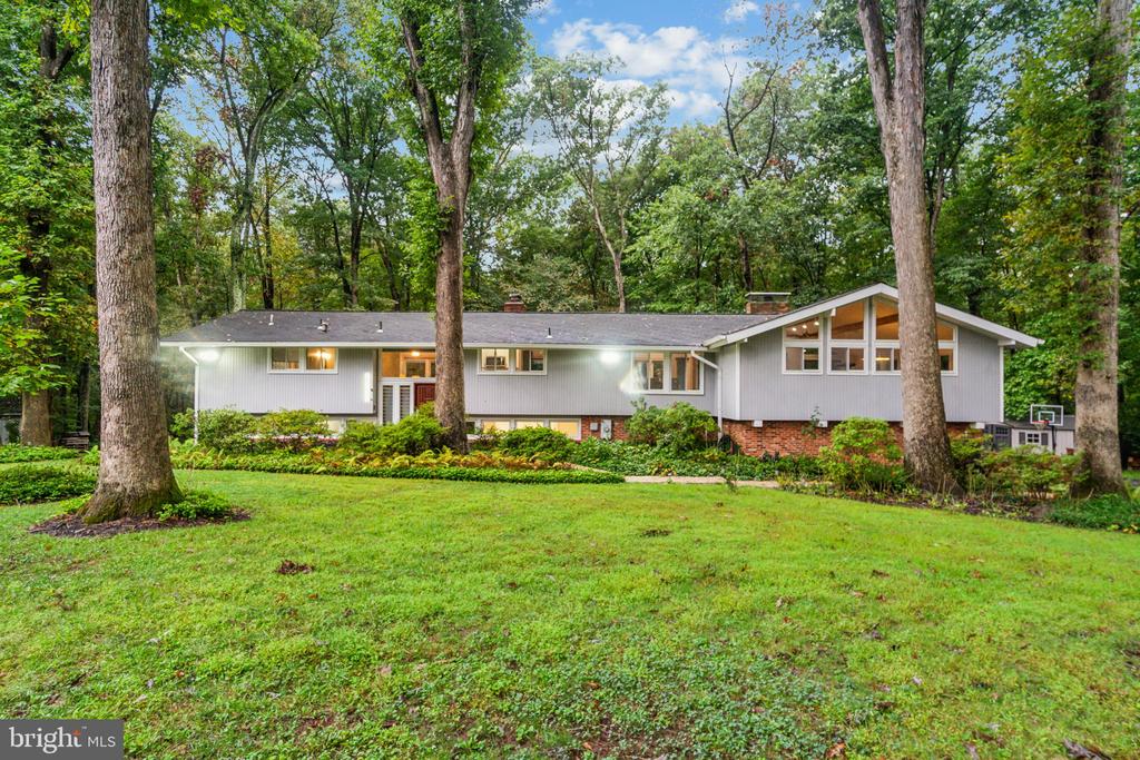 Brookmead Dr, Germantown, MD 20874