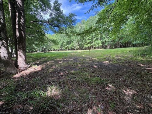 6 &amp; 7 Lauren Estates, Virginia Beach, VA, 23456 | Card Image