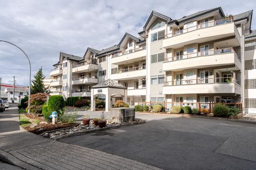 105-2526 Lakeview Cres, Abbotsford, BC, V2S3A9 | Card Image