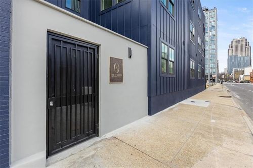 302-875 Okeefe Ave, New Orleans, LA, 70113-1115 | Card Image