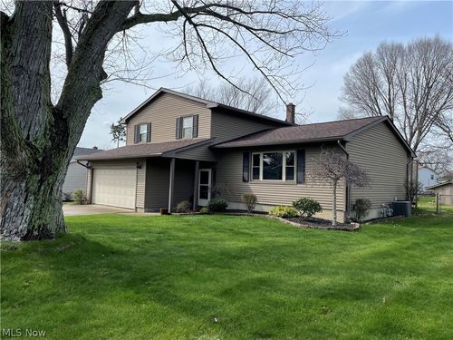 1515 Kingsley Ct S, Sandusky, OH, 44870 | Card Image