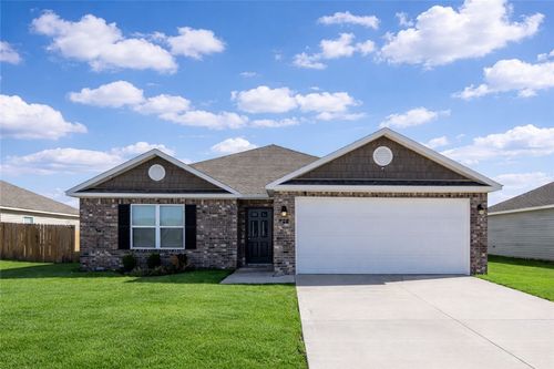 813 S Katlyn Dr, Siloam Springs, AR, 72761-4098 | Card Image