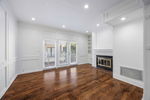 5105 Vandelia St, Dallas, TX, 75235-7001 | Card Image