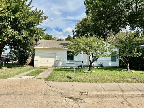 430 Carver St, Mesquite, TX, 75149-5004 | Card Image