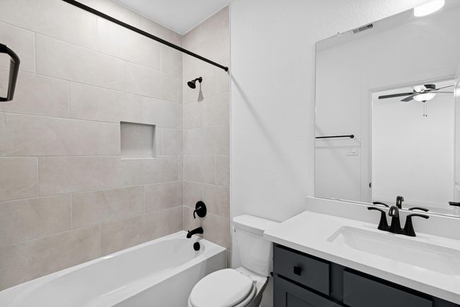 13726 Tranquila Vista Dr, House other with 4 bedrooms, 5 bathrooms and 3 parking in Cypress TX | Image 43