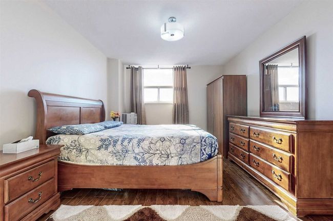 611 - 390 Dixon Rd, Condo with 3 bedrooms, 2 bathrooms and 1 parking in Etobicoke ON | Image 16