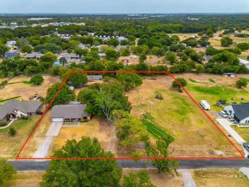 1816 Glendale Dr, Azle, TX, 76020-2016 | Card Image