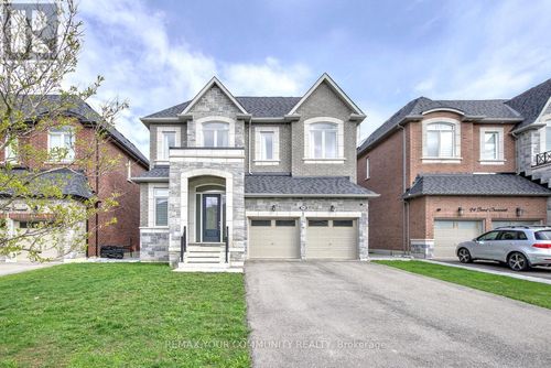 96 Bond Cres, Richmond Hill, ON, L4E3K7 | Card Image