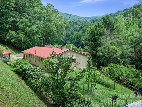 1065 Upper Pig Pen Road, Green Mountain, NC, 28740 | Card Image