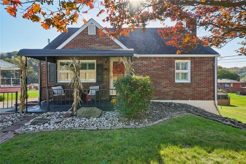 12840 Lincoln Way, North Huntingdon, PA, 15642-2255 | Card Image
