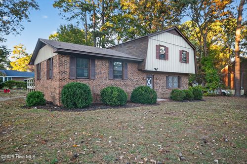 2012 Glissom St, Tarboro, NC, 27886-4609 | Card Image