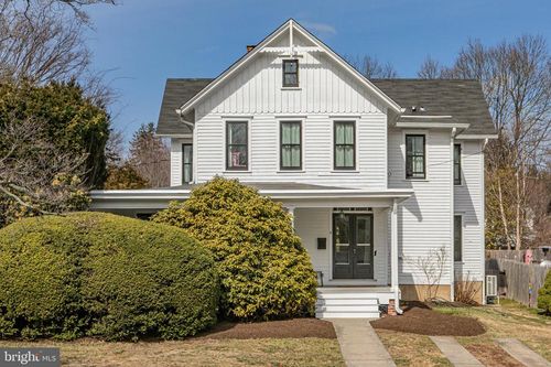2 Front St, HOPEWELL, NJ, 08525-1504 | Card Image
