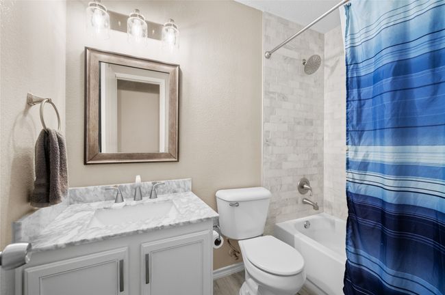 2nd Bathroom | Image 15