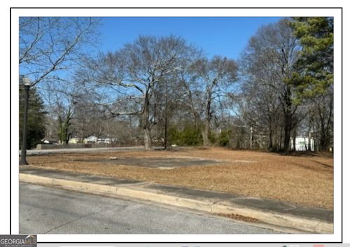 888 Hill St, Forest Park, GA, 30297-1402 | Card Image