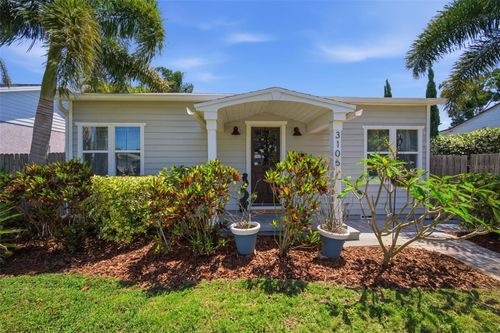 3105 Jackson St N, St Petersburg, FL, 33704-1952 | Card Image