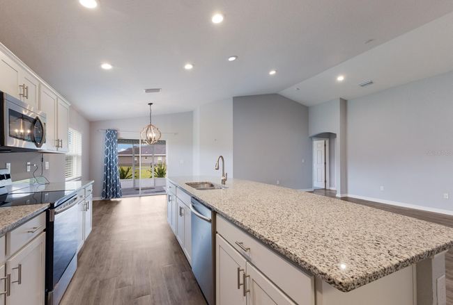 5923 162 Nd Ave E, House other with 4 bedrooms, 2 bathrooms and null parking in Parrish FL | Image 10