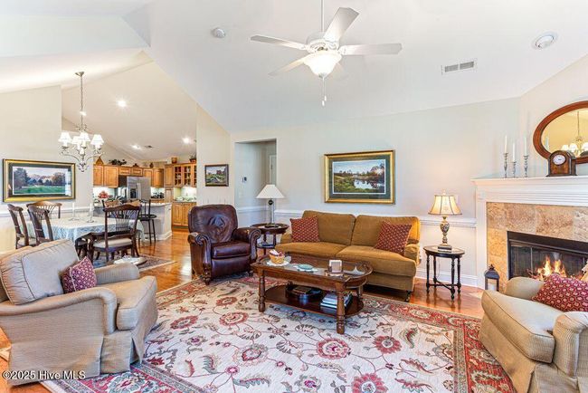 105 W Chelsea Ct, Condo with 2 bedrooms, 2 bathrooms and 2 parking in Southern Pines NC | Image 7