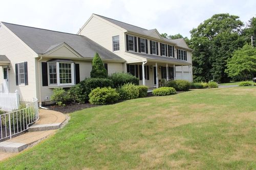 1-1 Rennie Dr, Blackstone, MA, 01504-1363 | Card Image