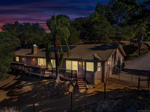 1714 Foss Rd, Alpine, CA, 91901-2791 | Card Image