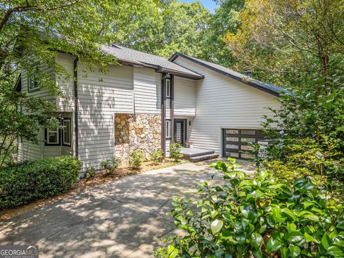 545 Matterhorn Way, Johns Creek, GA, 30022-1678 | Card Image