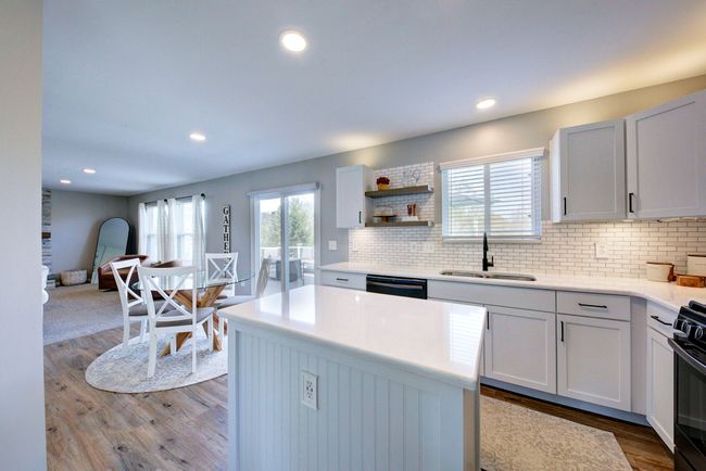 3707 Sugarbush Dr, House other with 4 bedrooms, 4 bathrooms and null parking in Howell MI | Image 14
