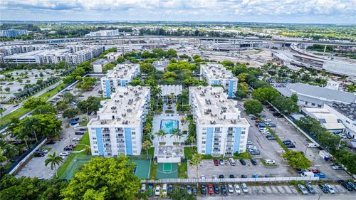 a-201-482 Nw 165th Street Rd, Miami, FL, 33169-6460 | Card Image