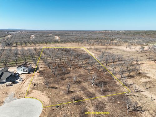 112 Palamino Ct, Granbury, TX, 76049-4264 | Card Image