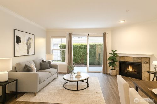 apt-l104-25025 Se Klahanie Blvd, Sammamish, WA, 98029-5797 | Card Image